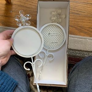 Bouquet and Company photo frame coat hangers